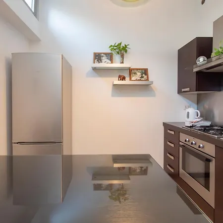 شقة I Host - Falck 53