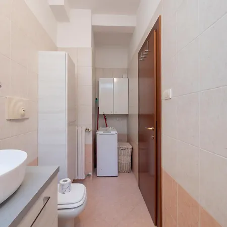 I Host - Falck 53 شقة