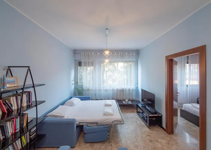 Apartment I Host - Falck 53 *