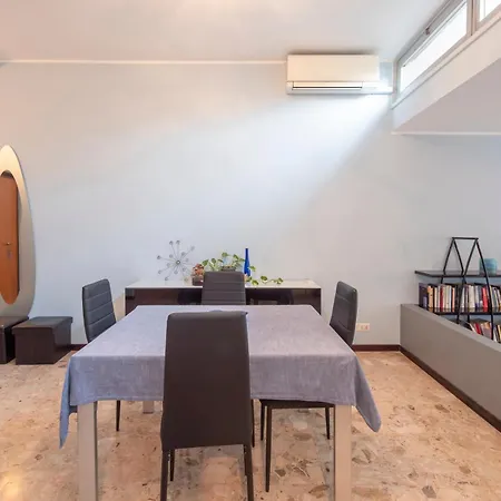 I Host - Falck 53 Apartment