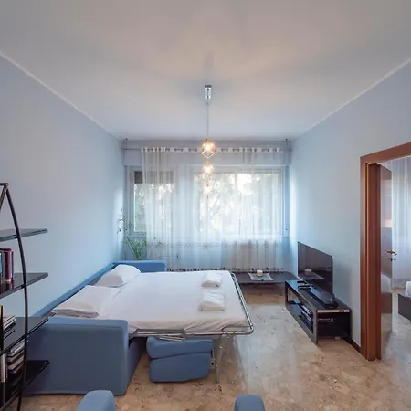 Apartment I Host - Falck 53 *